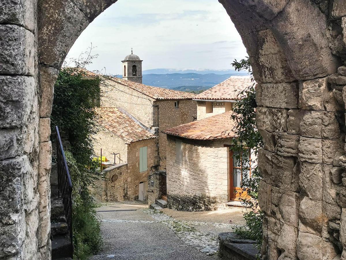 Les Cabanes De La Fontaine Lacoste  Exterior foto